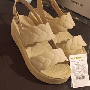 CROCS Women's Brooklyn Woven Platform Sandals NWT